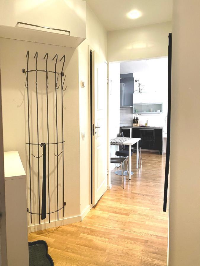 Big Studio Close To Center With Wifi Helsinki Exterior photo