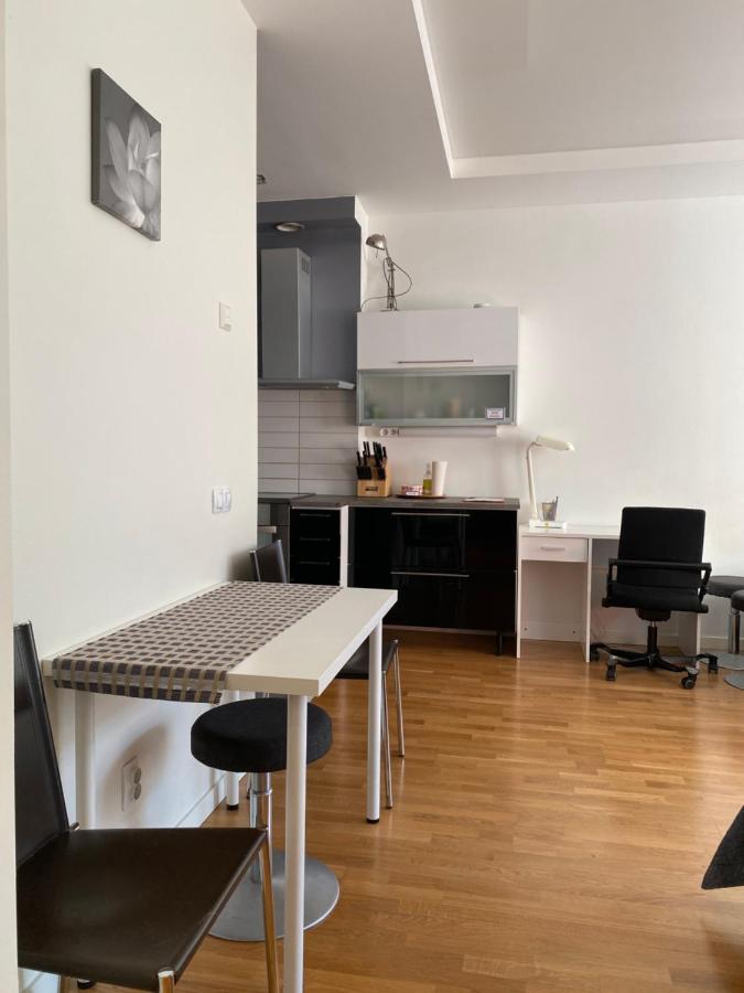 Big Studio Close To Center With Wifi Helsinki Exterior photo